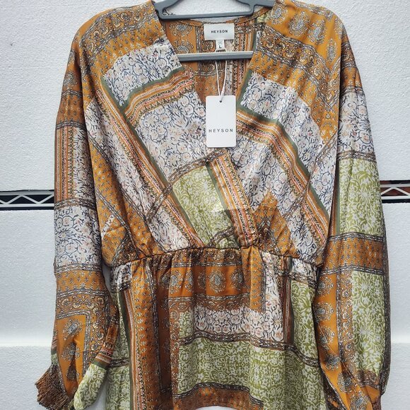 Heyson Tops - Heyson NWT Blouse Size L